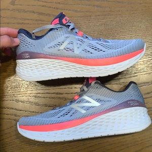 New Balance Fresh Foam More - Almost New